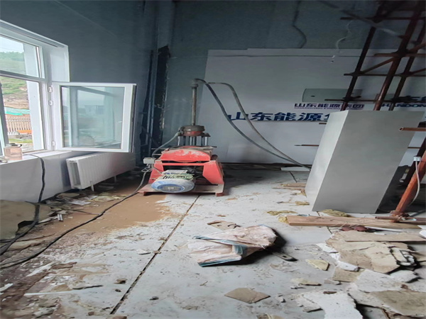 宣恩地基基础下沉墙体裂缝加固注浆顶升施工